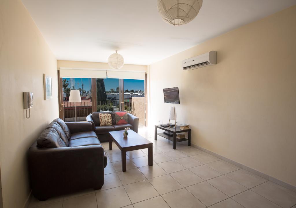 Napiana Apartments Ayia Napa Phòng bức ảnh