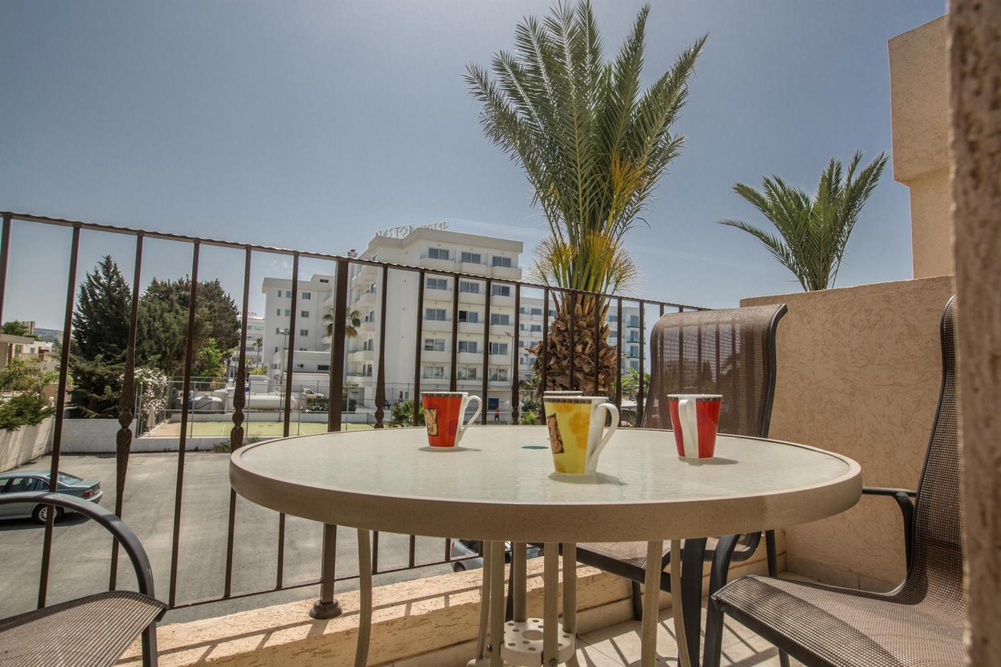 Napiana Apartments Ayia Napa Phòng bức ảnh