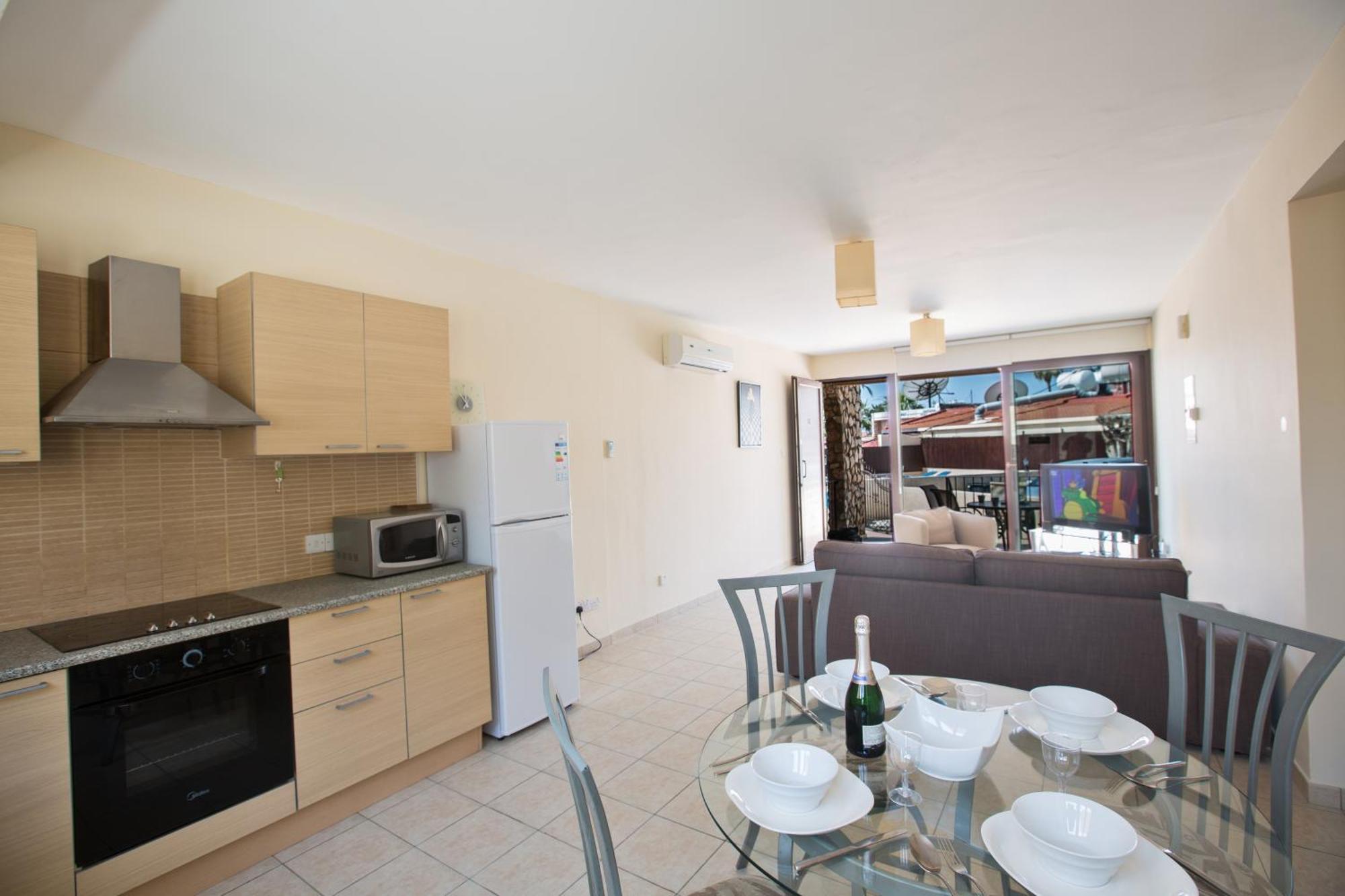 Napiana Apartments Ayia Napa Phòng bức ảnh