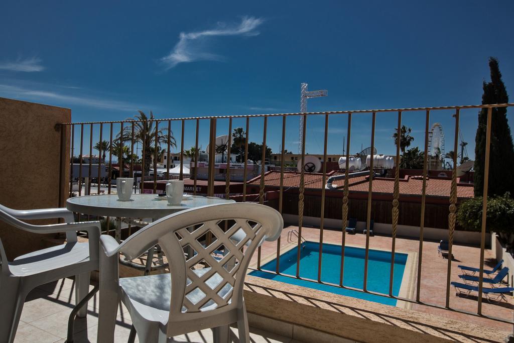 Napiana Apartments Ayia Napa Phòng bức ảnh