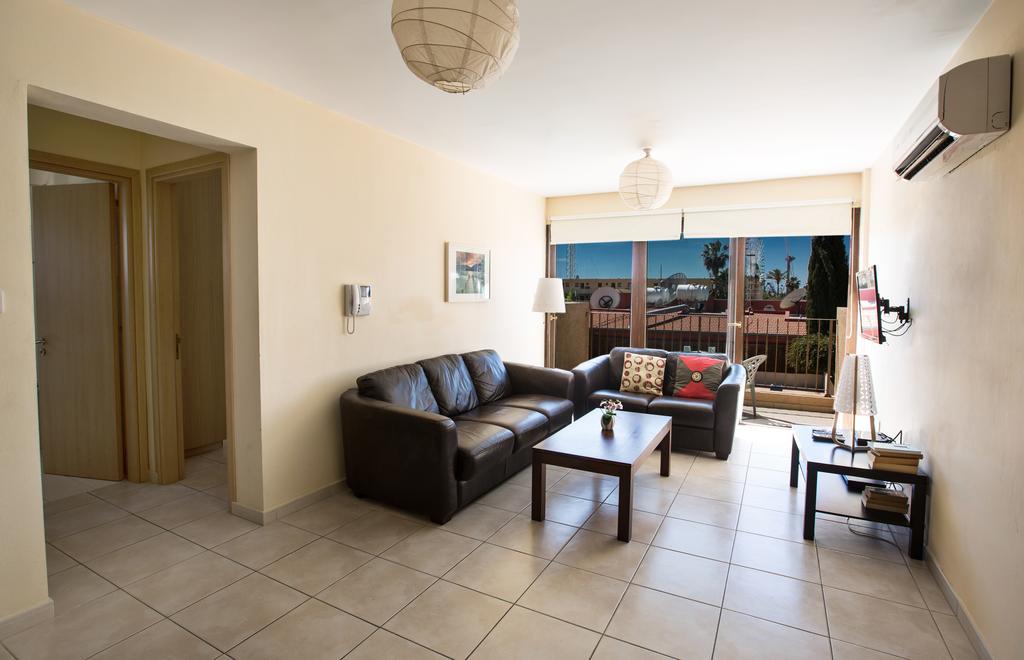 Napiana Apartments Ayia Napa Phòng bức ảnh