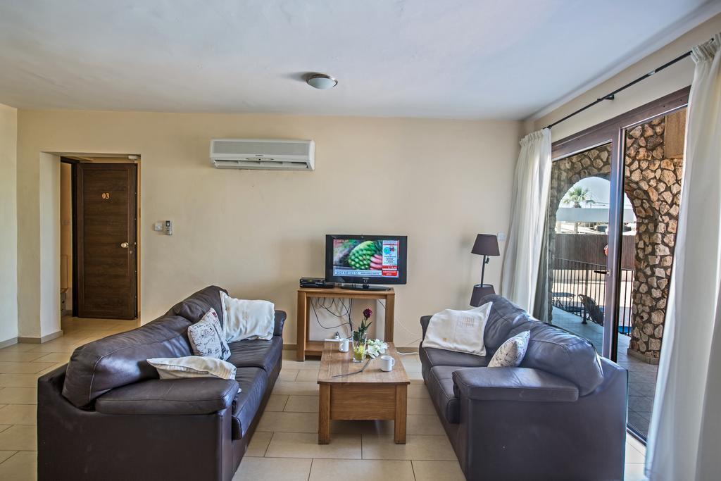 Napiana Apartments Ayia Napa Ngoại thất bức ảnh